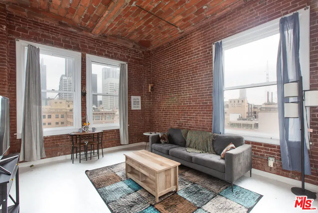 215 W 7th Street #1301, Los Angeles, CA 90014 - Image #1