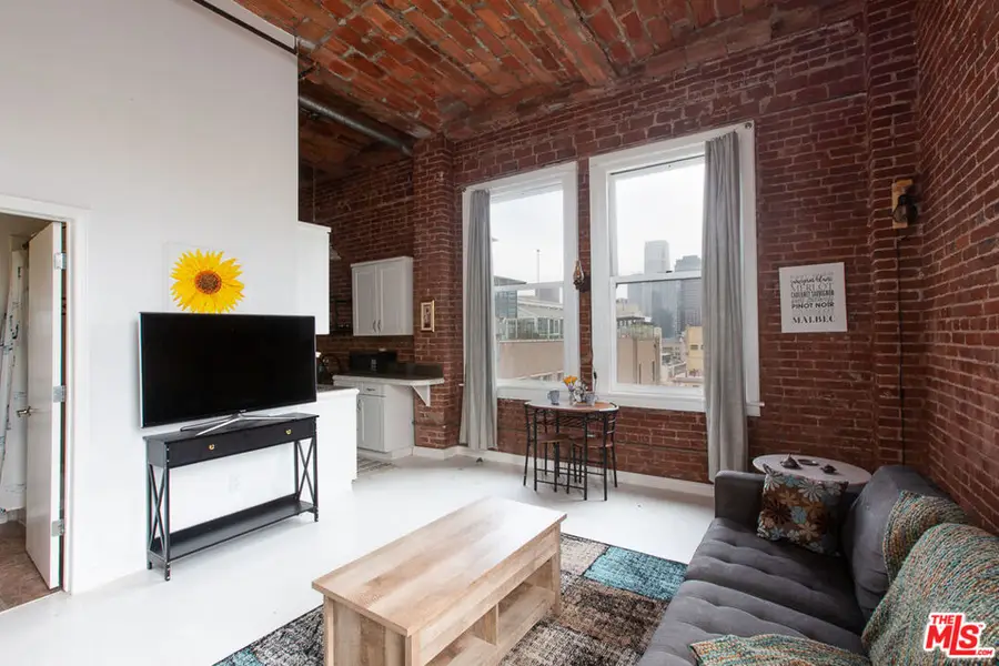 215 W 7th Street #1301, Los Angeles, CA 90014 - Image #3