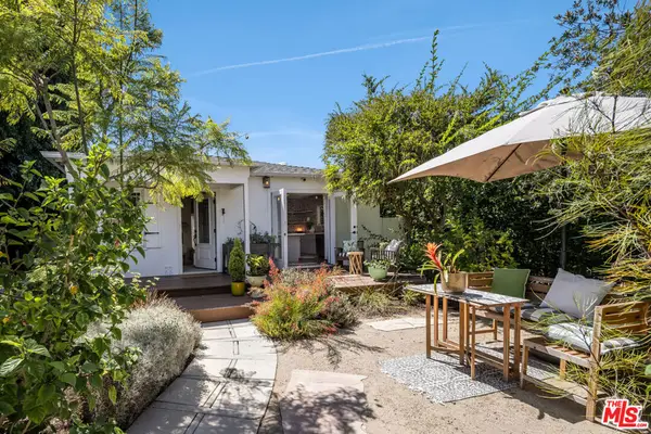 2317 Walgrove Avenue, Los Angeles, CA 90066