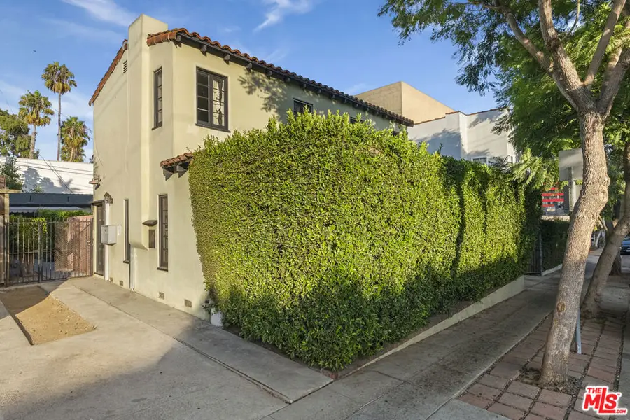 836 Hilldale Avenue, West Hollywood, CA 90069 - Image #2