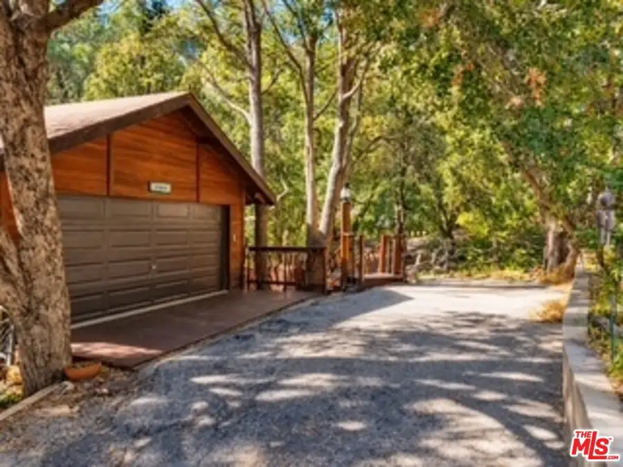 25033 Cascade Drive, Idyllwild, CA 92549 - #2