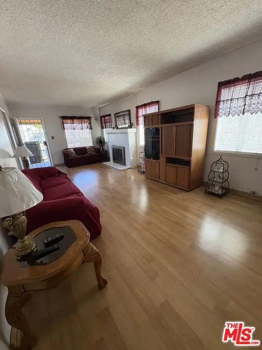 3895 3rd Avenue, Los Angeles, CA 90008 - #2