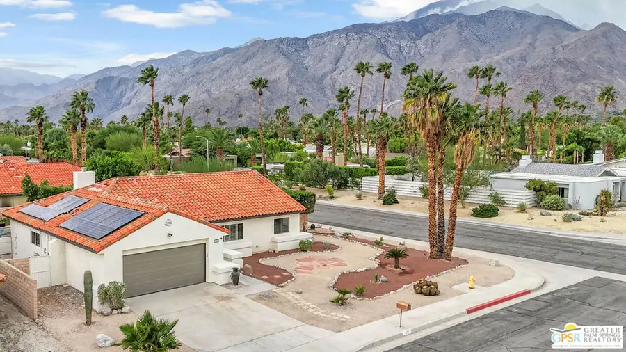 1425 E Luna Way, Palm Springs, CA 92262 - #2