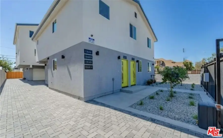 1348 E Vernon Avenue, Los Angeles, CA 90011 - #2