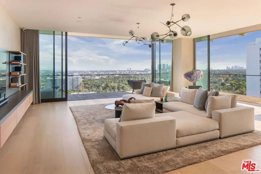 9040 W Sunset Boulevard #905, West Hollywood, CA 90069 - Image #1