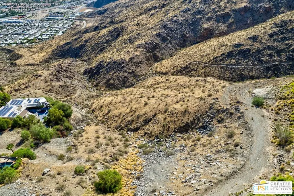 2390 Southridge Dr, Palm Springs, CA 92264 - #1