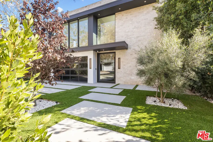 1964 Thayer Avenue, Los Angeles, CA 90025 - Image #2