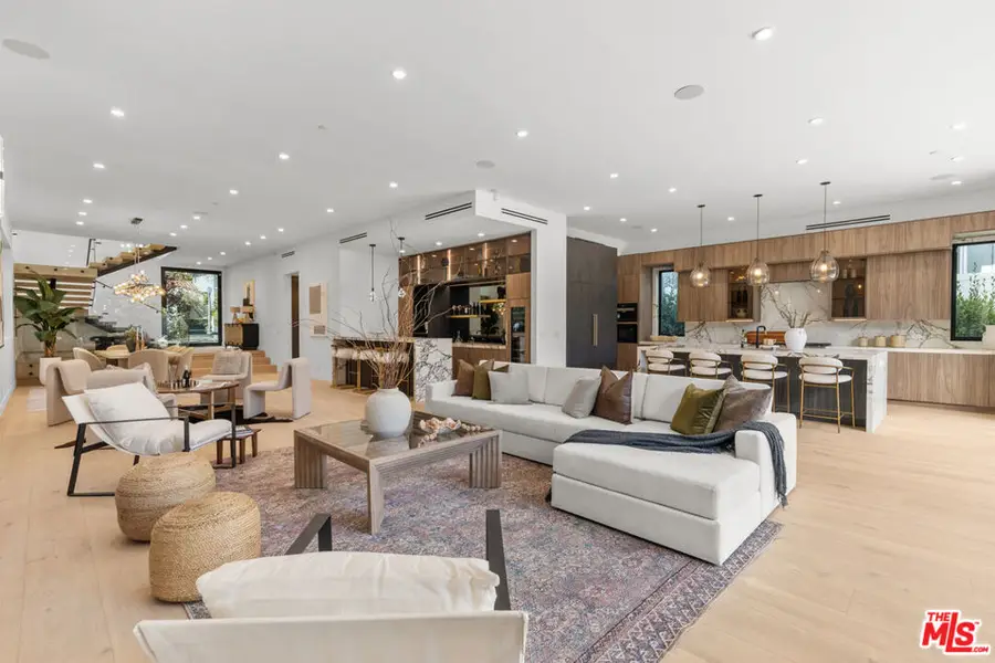 1964 Thayer Avenue, Los Angeles, CA 90025 - Image #3