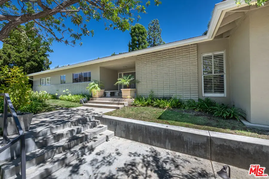 16617 Park Lane Circle, Los Angeles, CA 90049 - #2