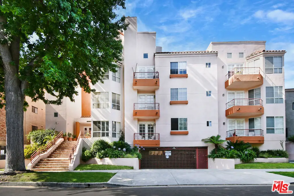 14570 Benefit Street #202, Sherman Oaks, CA 91403 - Image #1