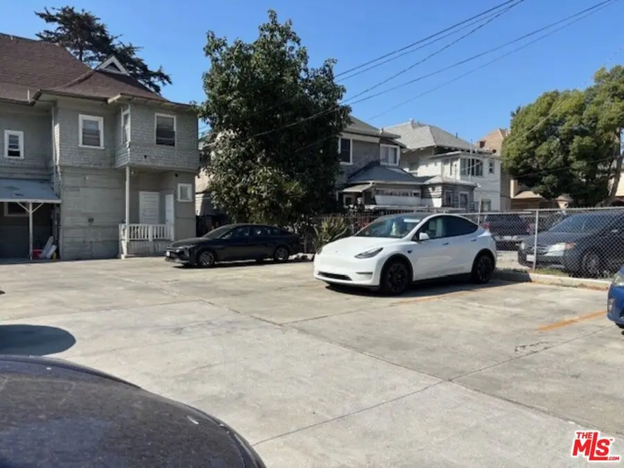 1040 S Westlake Avenue, Los Angeles, CA 90006 - #2