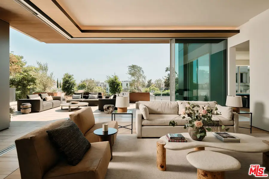 8899 Beverly Boulevard #4D, Los Angeles, CA 90048 - #2