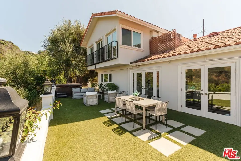 3530 Coy Drive, Sherman Oaks, CA 91423 - Image #1