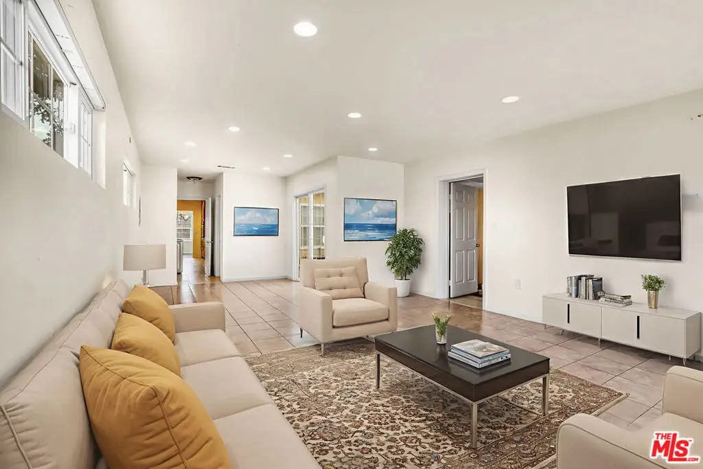 1300 S California Avenue, Compton, CA 90221 - Image #1