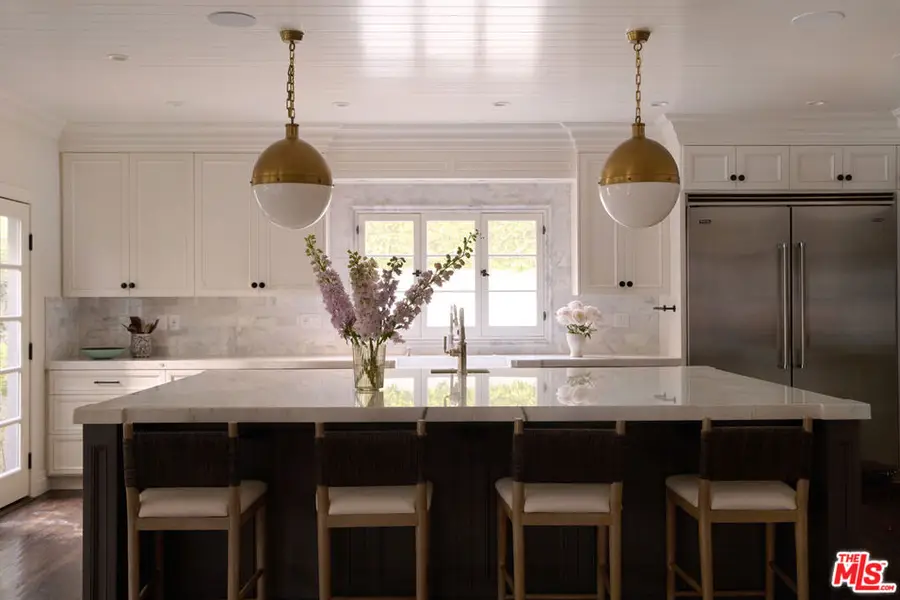 2501 N Vermont Avenue, Los Angeles, CA 90027 - #3