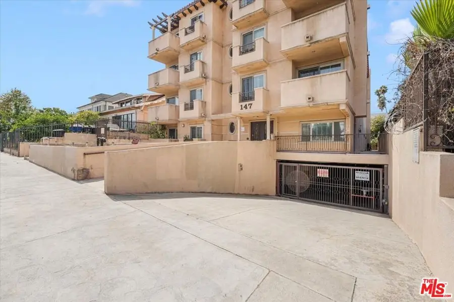 147 N Berendo Street #202, Los Angeles, CA 90004 - #3