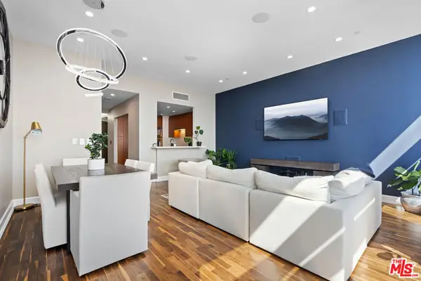 900 W Olympic Boulevard #32G, Los Angeles, CA 90015