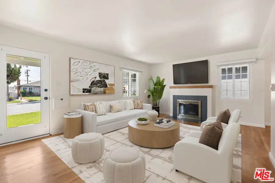 8734 Airlane Avenue, Los Angeles, CA 90045 - Image #3