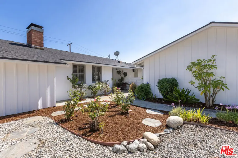 1270 Valley View Avenue, Pasadena, CA 91107 - Image #2