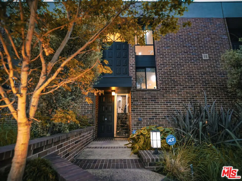 9321 Burton Way #A, Beverly Hills, CA 90210 - #1