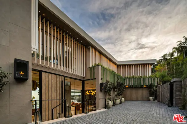 9330 Flicker Way, Los Angeles, CA 90069