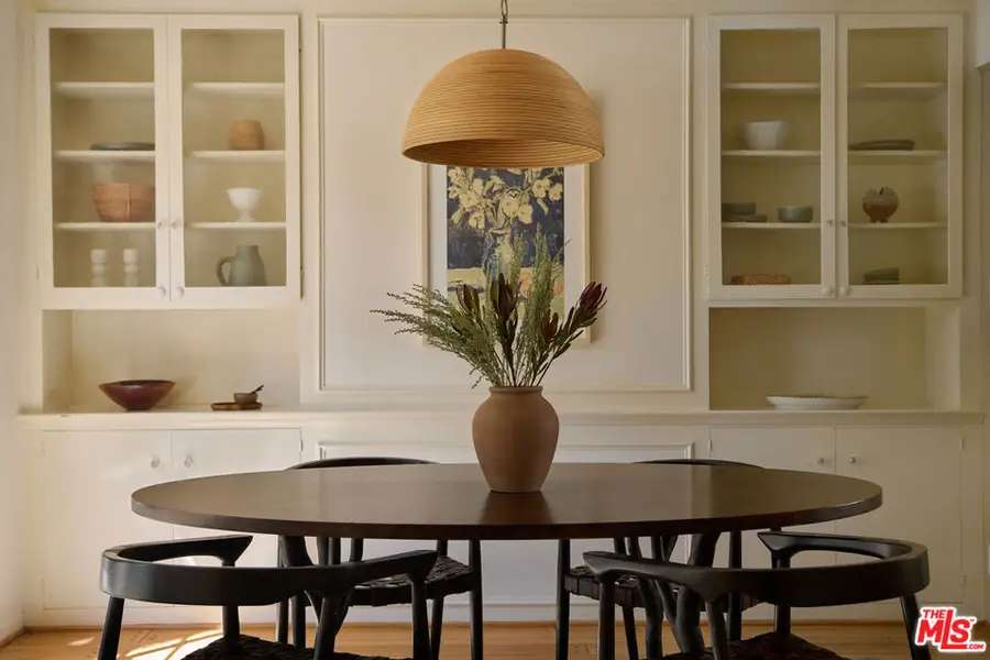 2005 Chilton Drive, Glendale, CA 91201 - Image #2