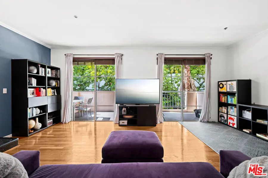 1401 S Bentley Avenue #202, Los Angeles, CA 90025 - #3