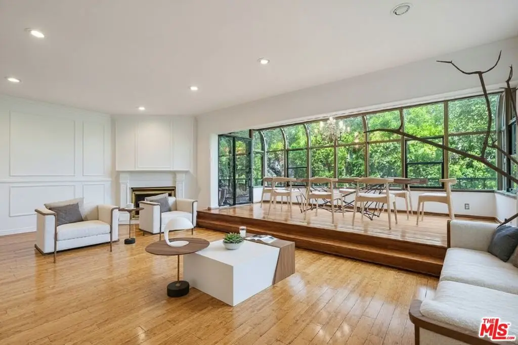 1124 N Kings Road #102, West Hollywood, CA 90069 - #1