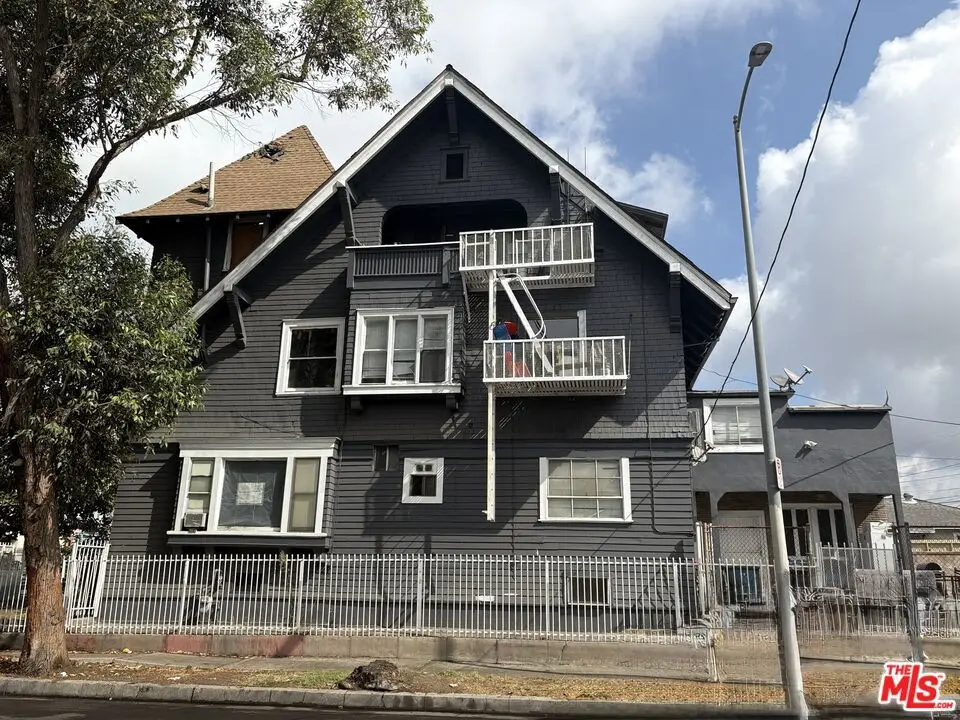 1050 S Bonnie Brae Street, Los Angeles, CA 90006 - Image #1