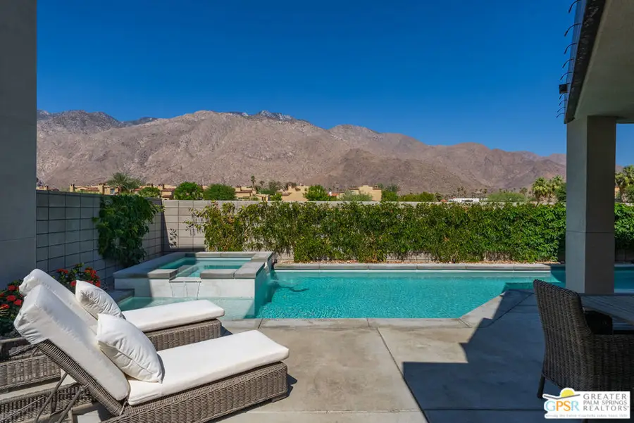 217 Vista Terrace, Palm Springs, CA 92262 - #2