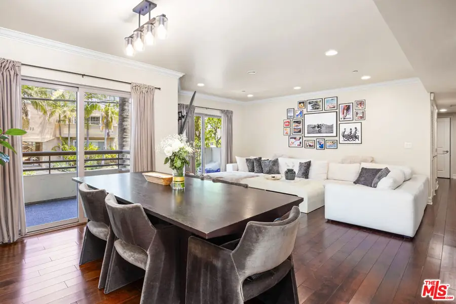 951 Granville Avenue #202, Los Angeles, CA 90049 - #2