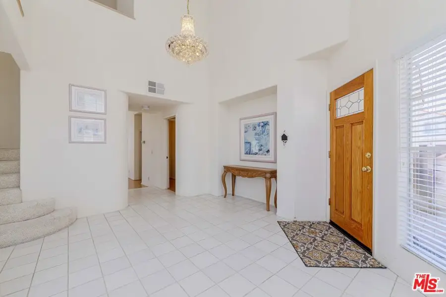 7442 Bobbyboyar Avenue, West Hills, CA 91307 - Image #3