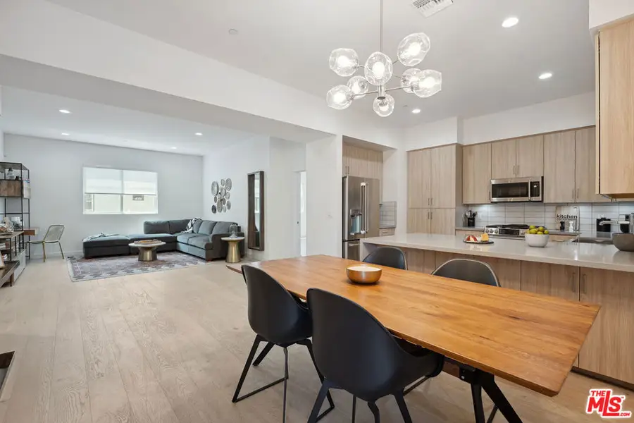 1746 Garfield Place #202, Los Angeles, CA 90028 - #2