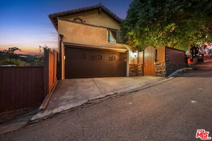 7223 Sycamore Trail, Los Angeles, CA 90068 - Image #2