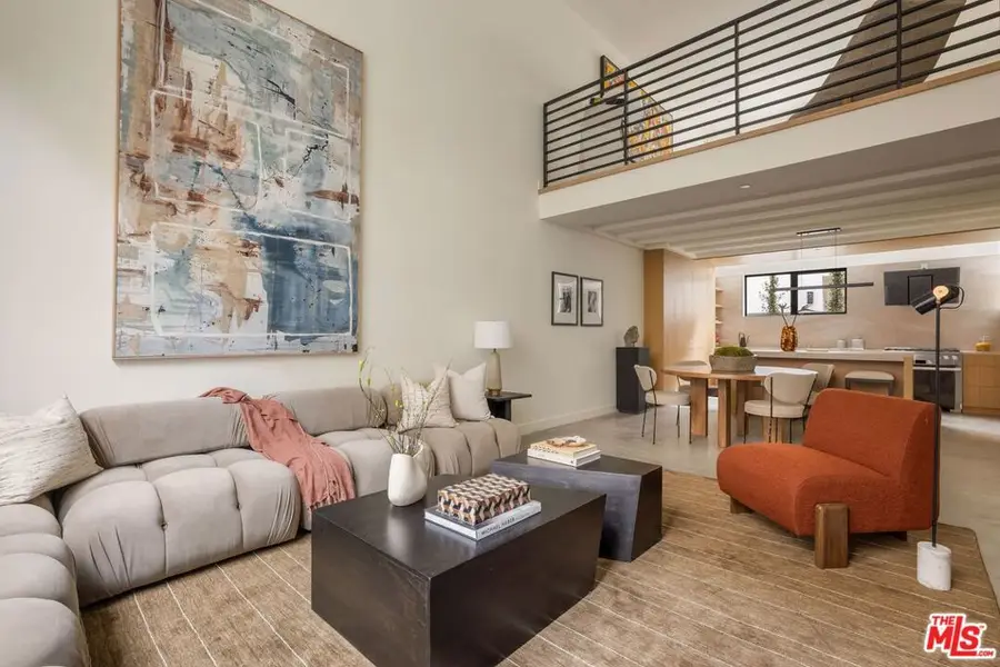 919 Hilldale Avenue, West Hollywood, CA 90069 - Image #3