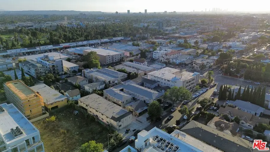 5828 Lexington Avenue, Los Angeles, CA 90038 - #2