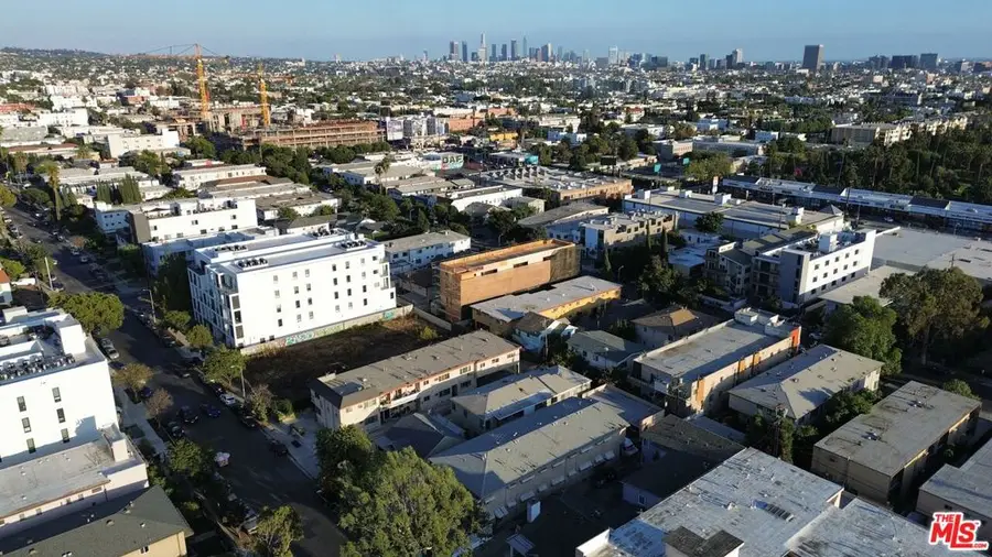 5828 Lexington Avenue, Los Angeles, CA 90038 - #3