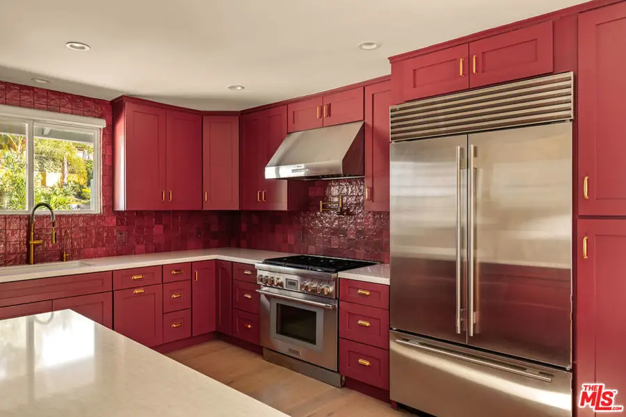 4841 Don Pio Drive, Woodland Hills, CA 91364 - Image #2