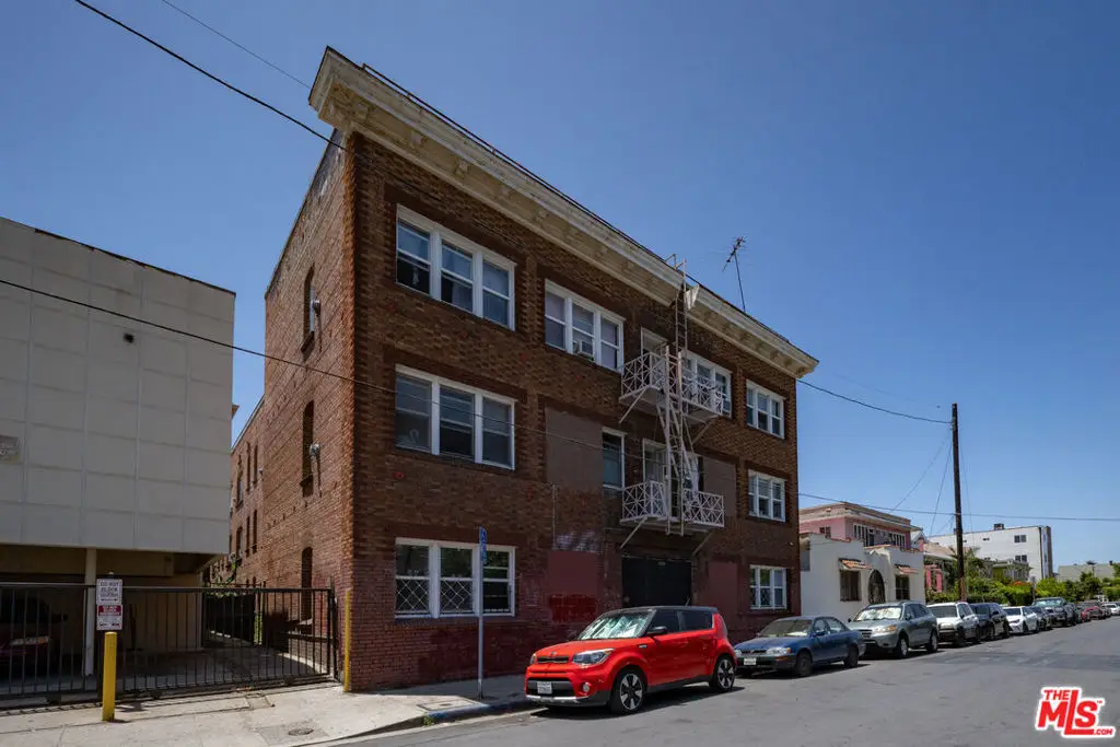 2222 W 15th Street, Los Angeles, CA 90006 - #1