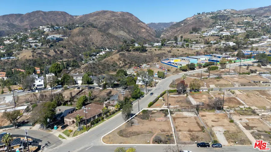 16957 Livorno Drive, Pacific Palisades, CA 90272 - #2
