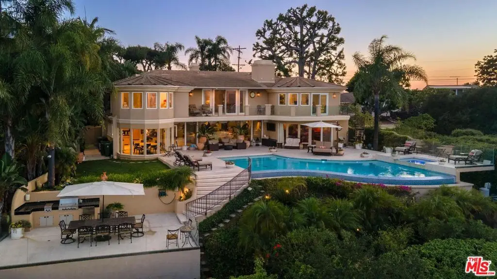 7833 Torreyson Drive, Los Angeles, CA 90046 - #1