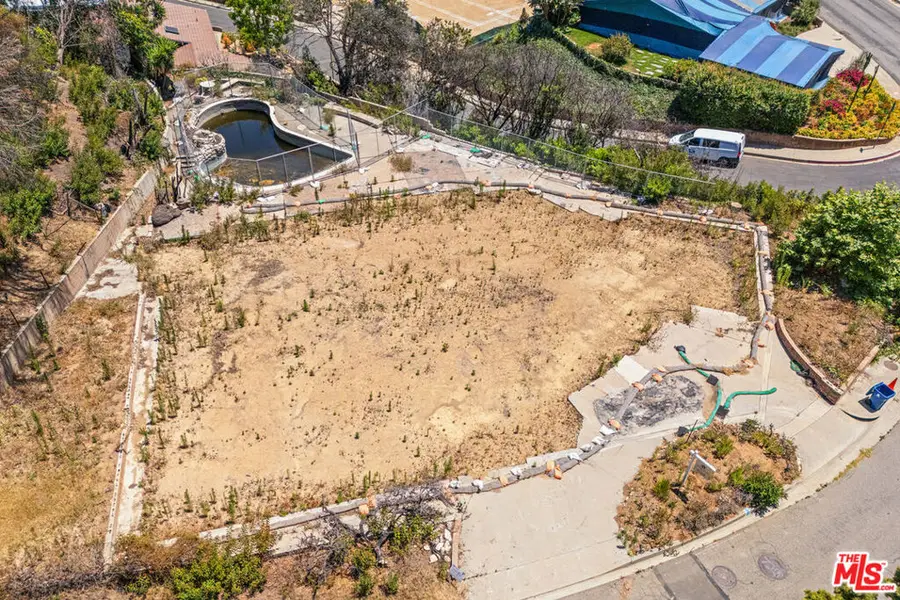 1052 Tellem Drive, Pacific Palisades, CA 90272 - #3