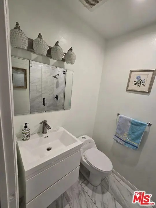 14315 Riverside Drive #105, Sherman Oaks, CA 91423 - #3