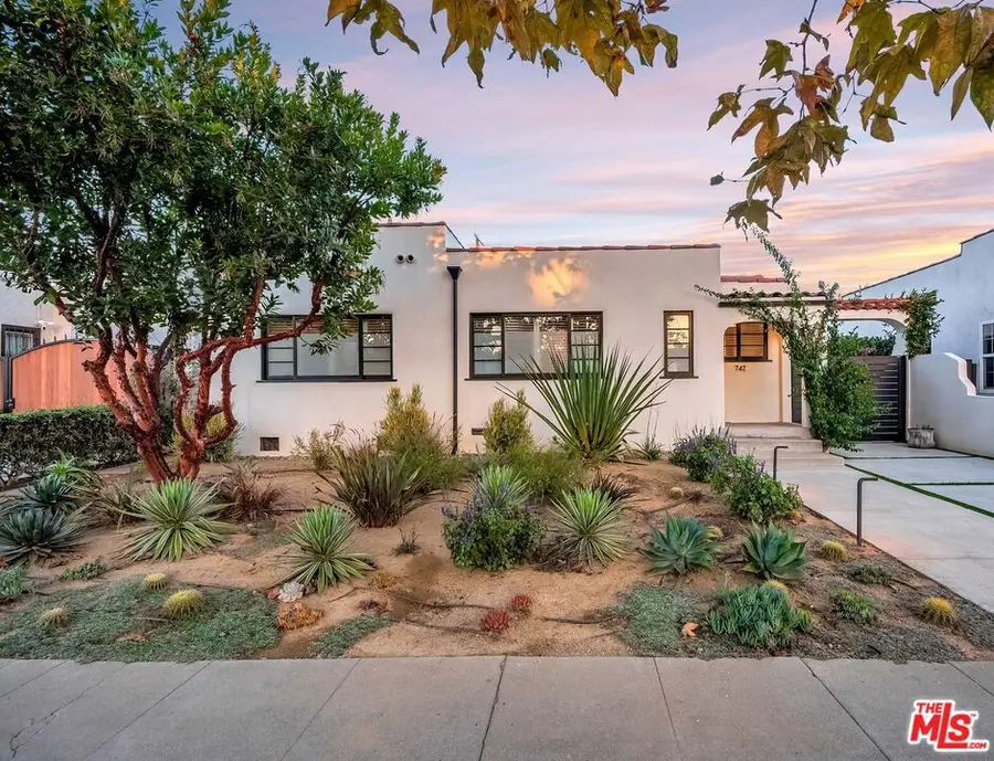 742 N June Street, Los Angeles, CA 90038 - Image #2