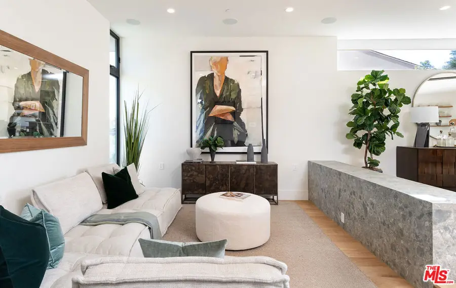 3985 Mclaughlin Avenue, Los Angeles, CA 90066 - #3