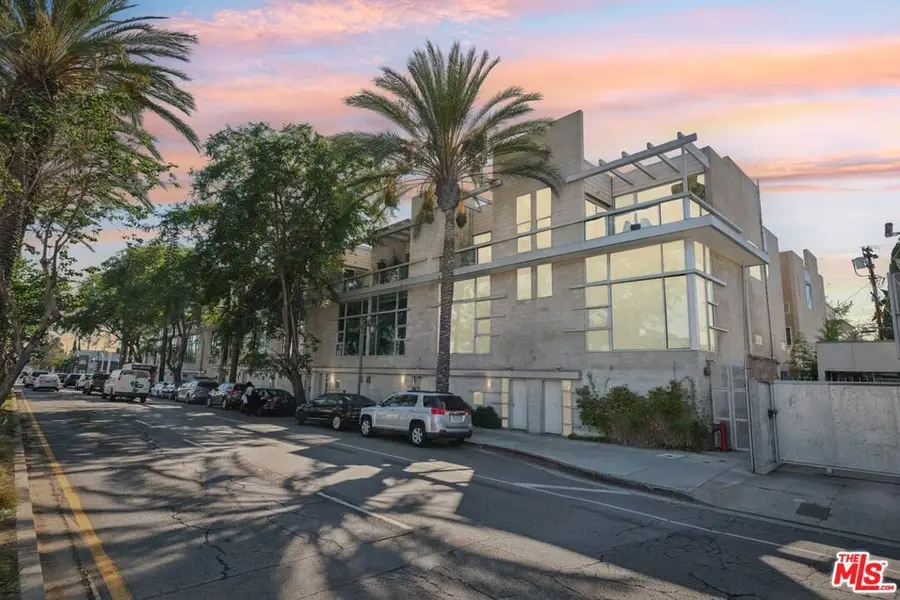 717 N Highland Avenue #13, Los Angeles, CA 90038 - #2