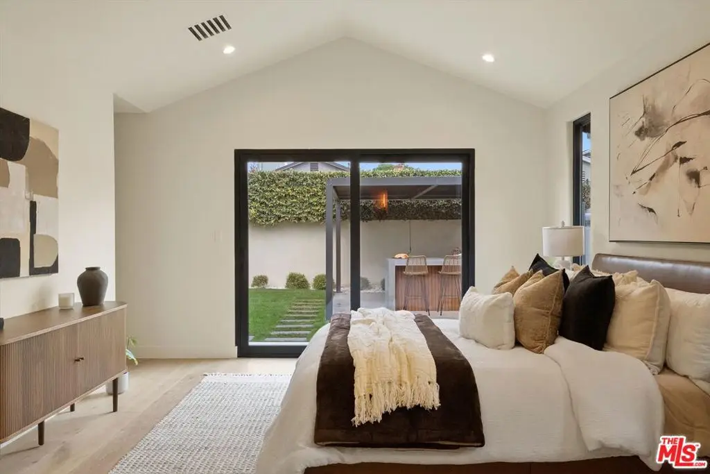 13949 Cumpston Street, Sherman Oaks, CA 91401 - Image #1