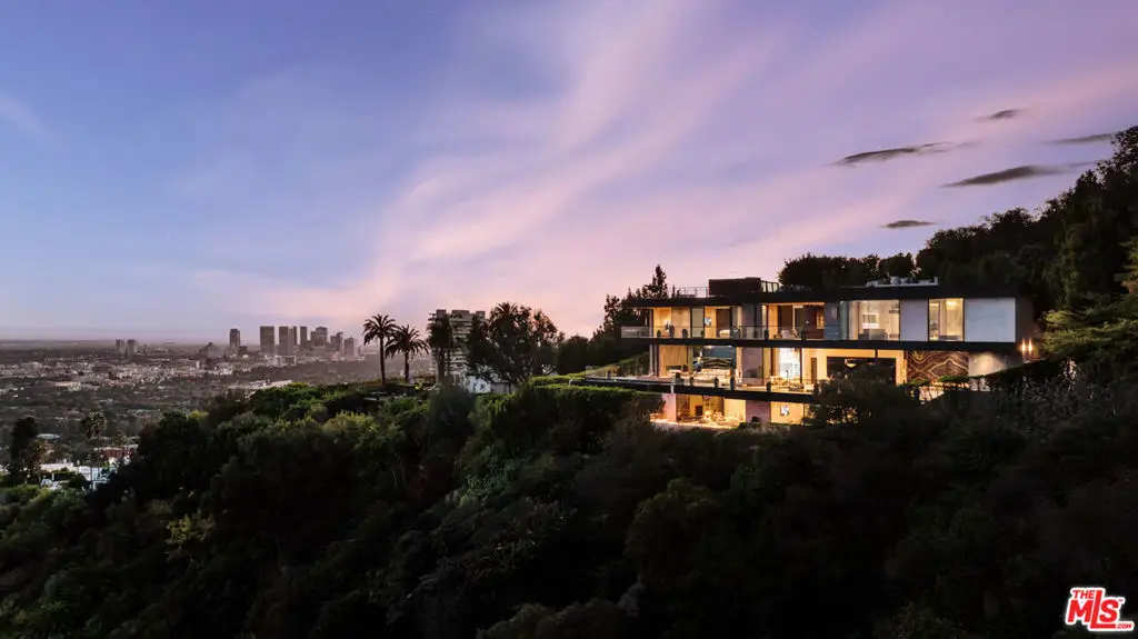 9199 Thrasher Avenue, Los Angeles, CA 90069 - #1