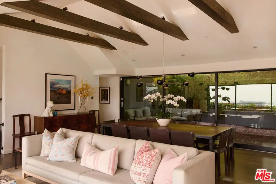 8951 St Ives Drive, West Hollywood, CA 90069 - #3