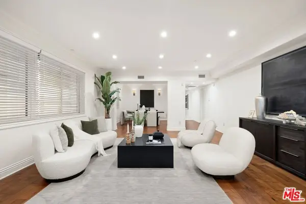 11749 Goshen Avenue #102, Los Angeles, CA 90049